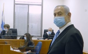 Netanyahu İsrail’in Görevde Yargılanan İlk Başbakanı