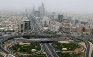 Suudi Arabistan: Bayramda Sokağa Çıkma Yasağı