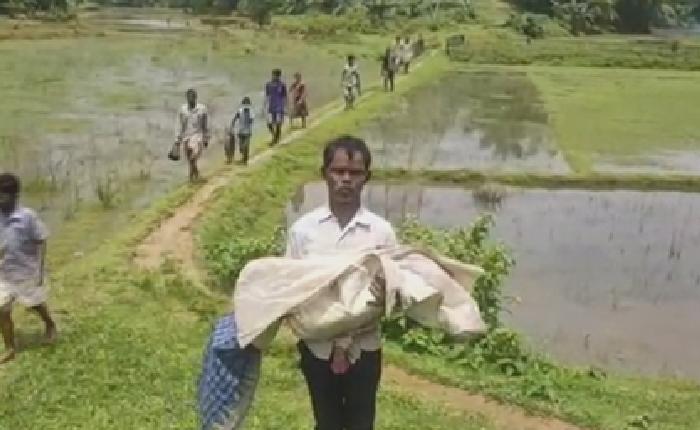 Hindistan Assam’da Heyelan Ölümleri