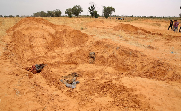 Libya: Hafter’in Toplu Mezarları Dehşet Verdi