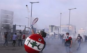 Lübnan’da Ekonomik ve Siyasi Gerilim Devam