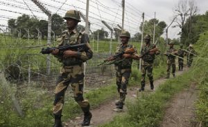 Pakistan: Keşmir’de Hint Topçusu Sivilleri Katletti