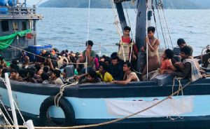 Mazlum Rohingya Müslümanlarına Malezya’dan Acımasız Tutum