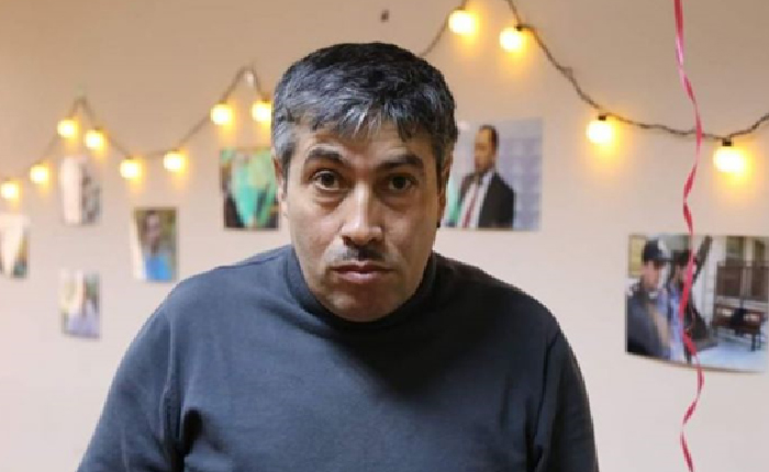 Azerbaycan’da Muhalif Gazeteciye Ev Hapsi