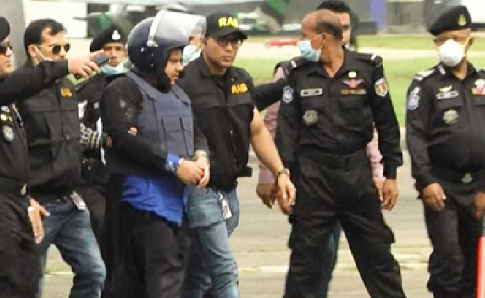 Bangladeş: Korona Sahtekarı Hastaneci Tutuklandı