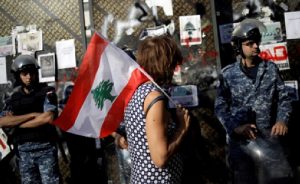 Batıcı Lübnanlılar Kriz Bahanesiyle Ülkeden Kaçıyor