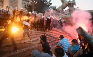 Tepkiler Sonucu Sırbistan’dan Korona Geri Adımı