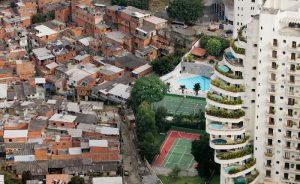 Davetçi ve Zengin-Fakir İlişkisi