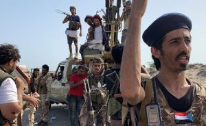 Suud-BAE Destekli Rakip Yemenliler Anlaşamıyor