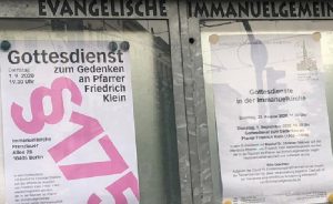 Alman Protestanlardan Eşcinsel Papaza İade-i İtibar