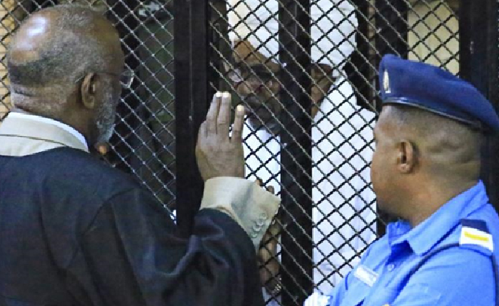 Ömer Beşir 1989 Sudan Darbesiyle Yargılanıyor