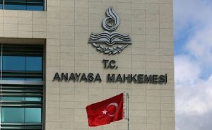 Anayasa Mahkemesinin “Işıkları Yanıyor”muş!
