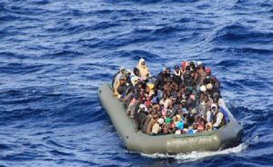 Arabistan Afrika Arasında Kalan Mülteciler Boğuldu