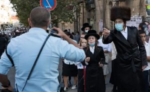 Dindar Yahudilerden İsrail Polisine İsyan