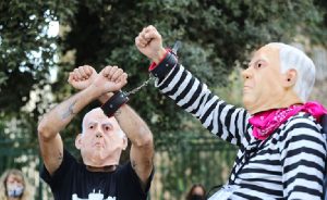 İsrail Gösterileri Sınırlandırma Yasası Çıkardı