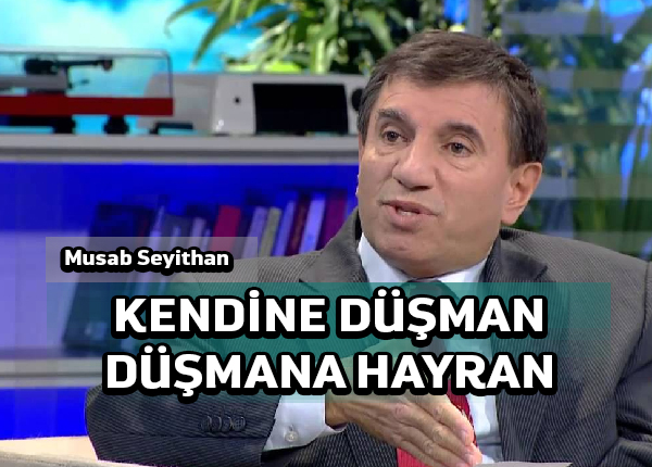 Prof. Üstün Dökmen de cami avlusuna pisledi