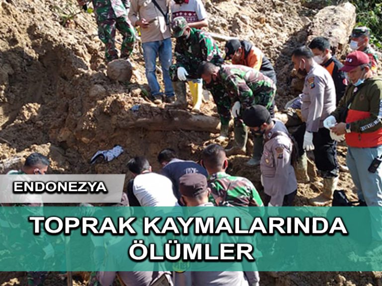 Endonezya’nın Sumatra adasında toprak kaymalarında en az üç kişi öldü