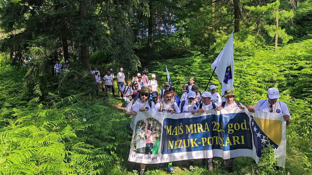 Ölüm yolunda ‘Barış Yürüyüşü’ başladı