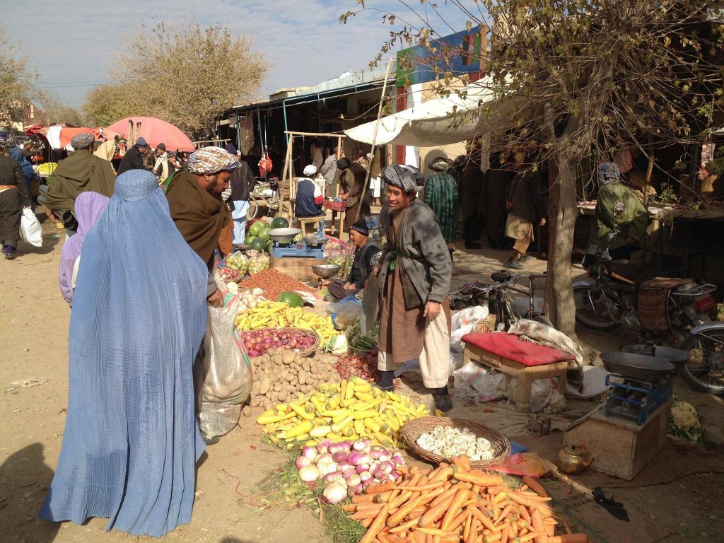 Afganistan’da gece sokağa çıkma yasağı geldi