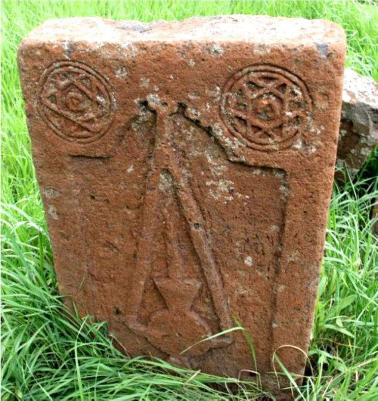 İSLAM MİMARİ SANATINDA KANDİL MOTİFİ