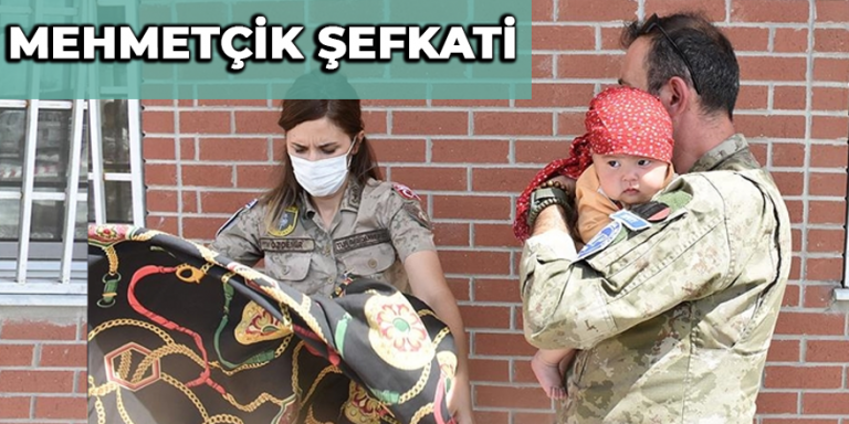 Mehmetçik şefkati: Kabil’de annesinden ayrı düşen bebeğe yardım elini uzattı