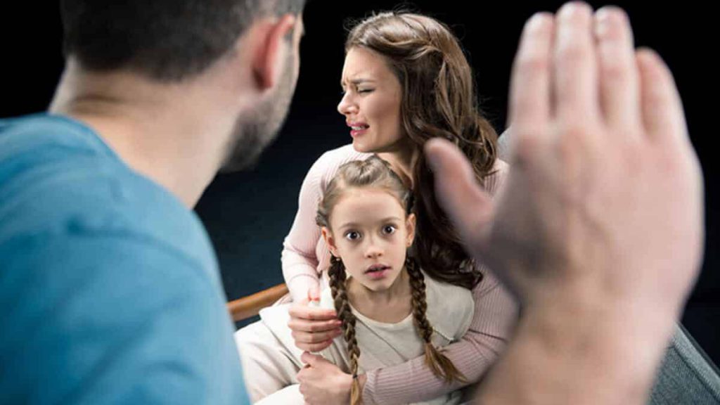 Hollanda’da her 5 gençten biri aile içi şiddete maruz kaldı