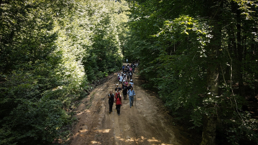 Öğretmenler bilim ve doğa projesi kapsamında Domaniç Dağlarını keşfetti