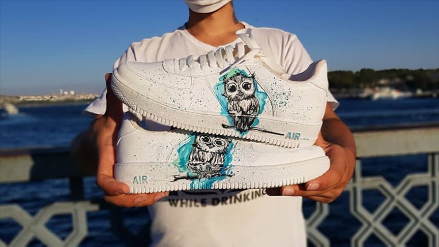 Mekatronik öğrencisi “ayakkabı ressamlığıyla” kendi işinin patronu oldu