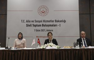 Aile ve Sosyal Hizmetler Bakanı Derya Yanık, ” Sivil Toplum Buluşmaları’nda” konuştu