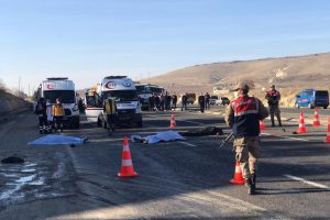 Şanlıurfa’da akraba aileler arasındaki silahlı kavgada 5 kişi yaralandı