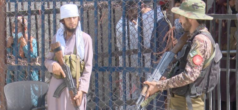 Afganistan Pakistan Sınırında Çatışma