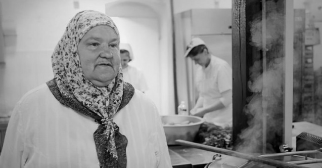 Bosna Hersekli ihtiyaç sahiplerinin “Zilha teyze”si hayatını kaybetti