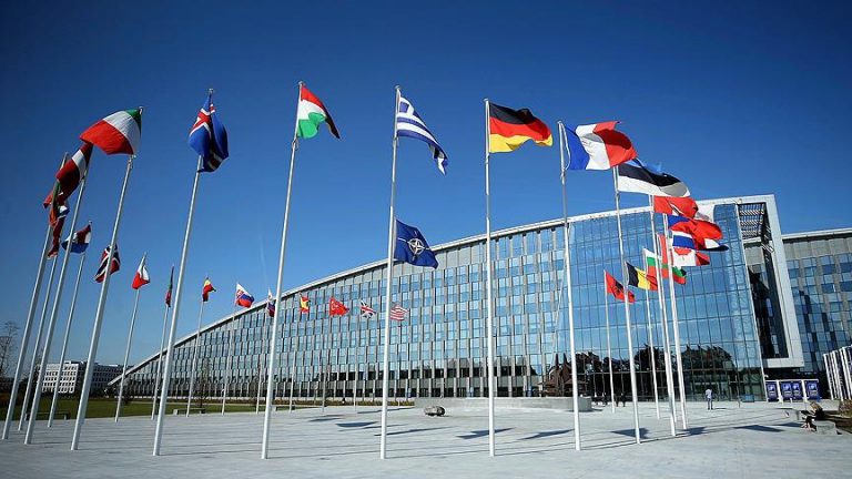 NATO, Fransa-ABD anlaşmazlığının ittifakta çatlak yaratmasını istemiyor