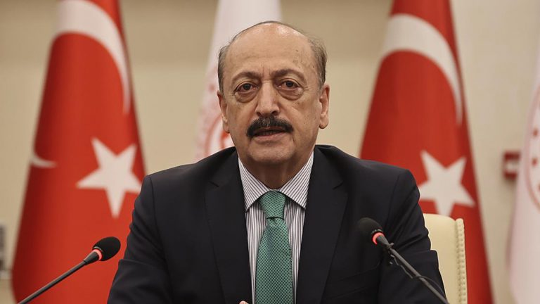 Çalışma ve Sosyal Güvenlik Bakanı Vedat Bilgin: Önümüzdeki konulardan biri asgari ücret
