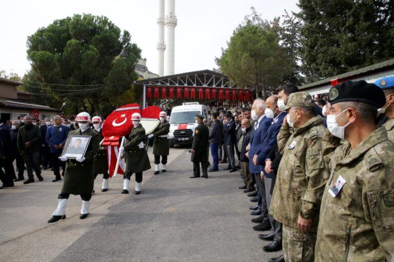 Piyade Uzman Çavuş Dinç, son yolculuğuna uğurlandı