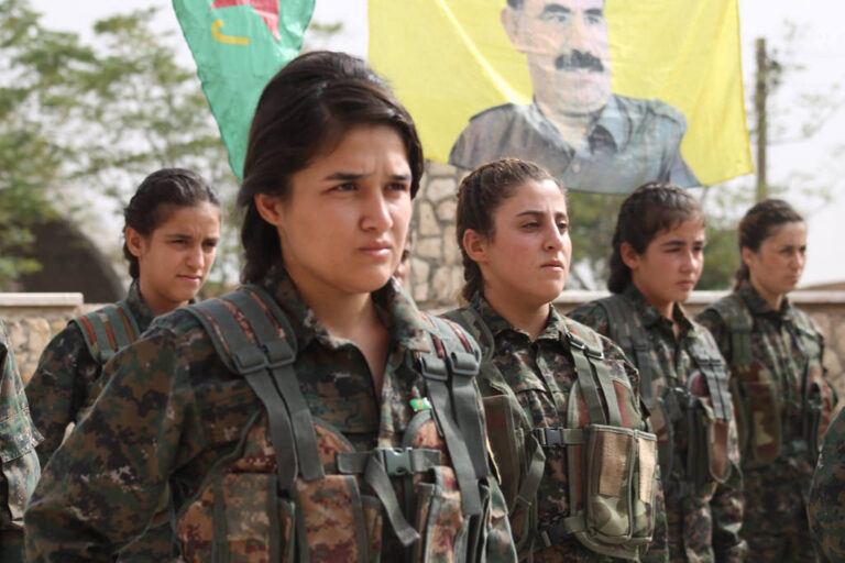 Küçük Kızları kaçırıp terörist kadroya alıyorlar