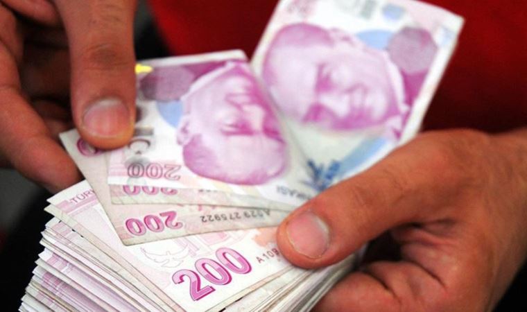 Hazine yaklaşık 3,8 milyar lira borçlandı