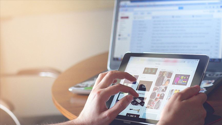 Türkiye’de İnternette Günde Yaklaşık 8 Saat Zaman Geçiriliyor