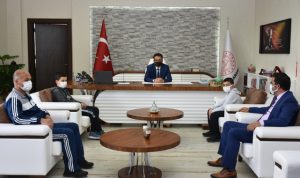 Uluslararası Matematik Yarışmasında dünya birinciliğini kazandı