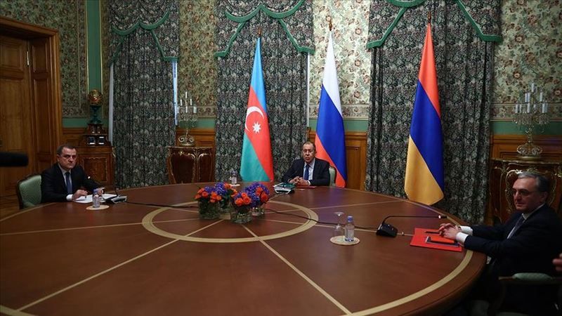 Fransa, Azerbaycan ve Ermenistan Dışişleri bakanları Karabağ’ı görüştü