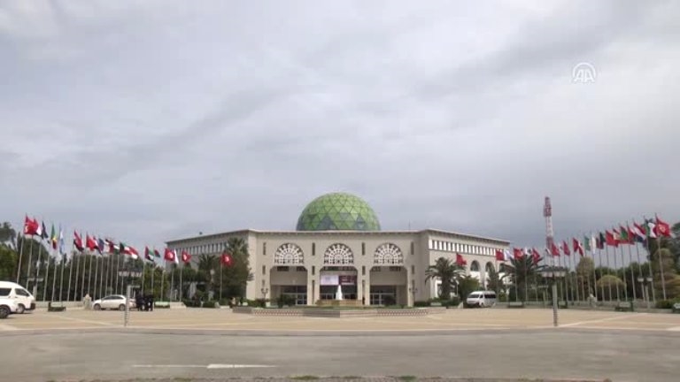 Tunus 36. Uluslararası Kitap Fuarı açıldı