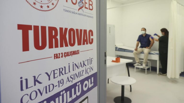 Türkiye’nin Gururu Turkovac İçin Hastanelere Akın