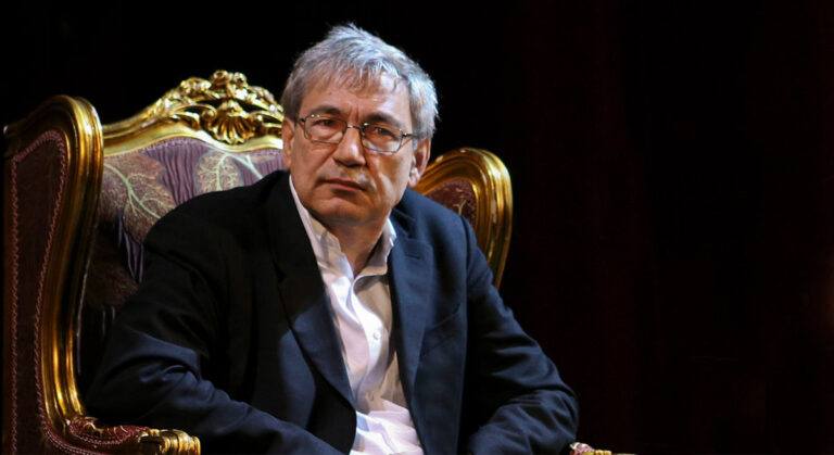 Orhan Pamuk Türkiye’yi Kötülemekle Yeni Nobel Alabilir