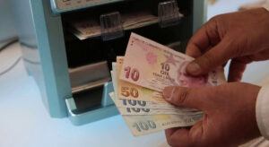 Bağ-Kur Emeklisinin Beklediği Maaş