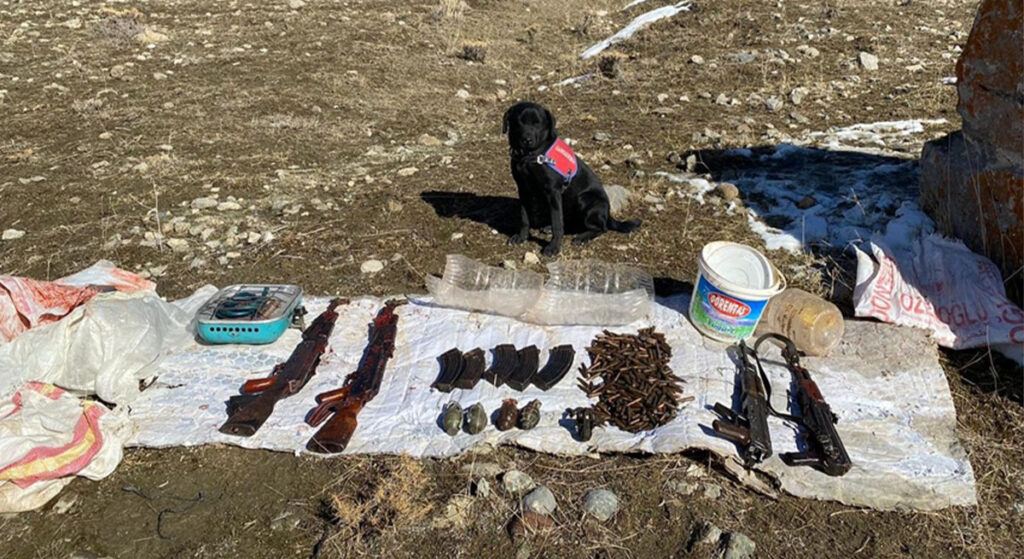 PKK’lı Teröristlere Ait Silah ve Mühimmat Bulundu