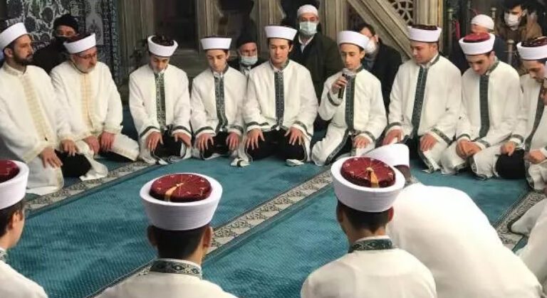 Mehmet Sokullu Paşa Camisi’nde Büyük İcazet Töreni