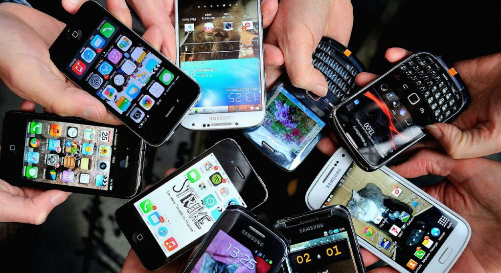 Yurt Dışından Alınan Cep Telefonları İçin Bandrol Ücreti Belli Oldu