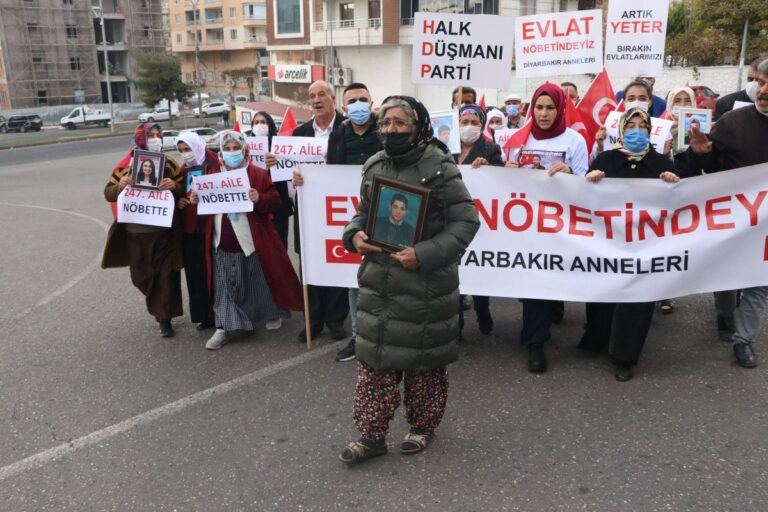 Evlat Nöbetine 1 Anne Daha Katıldı