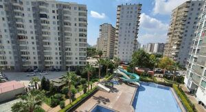 Haşemalı Kız Kardeşleri Havuzdan Çıkartan Site Yöneticisine Hapis Cezası