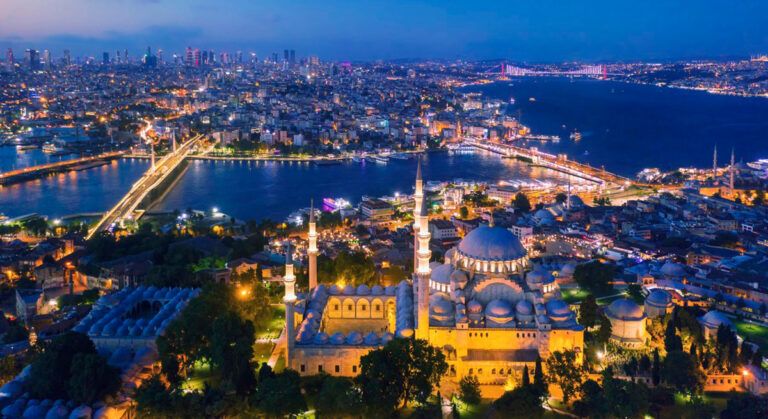 CHP’li Belediye İle Birlikte İstanbul’u Lağam Kokusu Esir Aldı